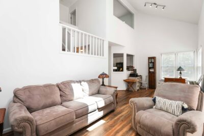 Bright and modern living room in a Durham townhouse, located in one of the best Triangle neighborhoods for first-time homebuyers.
